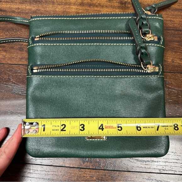 Dooney & Bourke Hunter Green Crossbody Leather Handbag With 3 Zipper Pockets - Picture 7 of 8